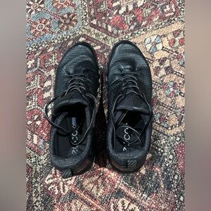 Men’s Black Ecco Golf Shoes, size 8W